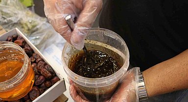 25 bitkiden yaptığı özel karışımla bin bir derde deva oluyor