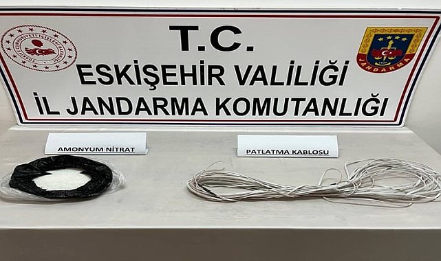 3'üncü derece sit alanında kazı yapan 2 şahıs jandarma tarafından suçüstü yakalandı