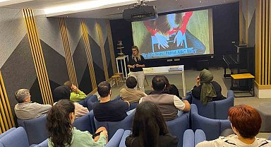 'Aile ve İnternet' konulu eğitim gerçekleştirildi