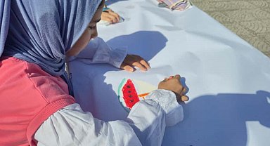 'Filistinli Çocuklar İçin Çiz' etkinliği