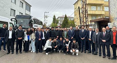 400 genç gönüllü tarihi camide din gönüllüleriyle buluştu