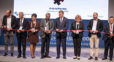 8. Elektrik Tesisleri Ulusal Kongre ve Sergisi İzmir'de açıldı