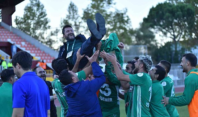 8 kişi kalan Kafkasspor, 2-1 galip gelmeyi bildi