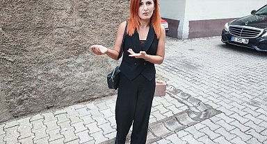 Adana Belediyesi'ne ait otobüsün sefer yaparken sürekli arızalanmasına yöre sakinlerinden tepki