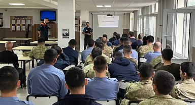 AFAD'dan Deniz Kuvvetleri personeline afet eğitimi