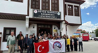AFDOS üyelerinden Şuhut'da doğa yürüyüşü