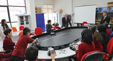 Ağrı'da "KodlAğrı" projesi ile 125 bin öğrenci teknoloji eğitimi alıyor