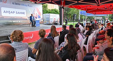 Ahmet Ümit İZKİTAP'ta yeni romanından ipuçları verdi
