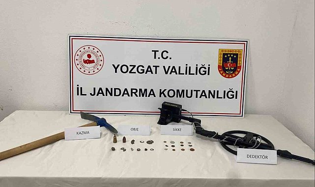 Akdağmadeni'nde 23 adet tarihi obje ele geçirildi