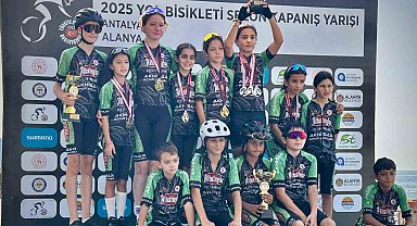 Akhisarlı pedallar Alanya'da zirveye tırmandı