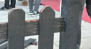 Alkollü sürücü dükkana daldı: 1 yaralı