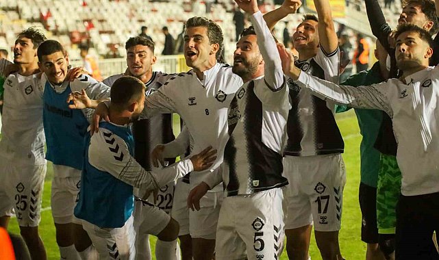 Altay, düşme hattından kurtuldu
