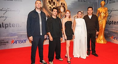 Altın Portakal'da ilk gala: Gelin Takımı 2