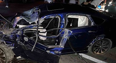 Amasya'da otomobil ile tır çarpıştı: 1'i ağır 5 yaralı