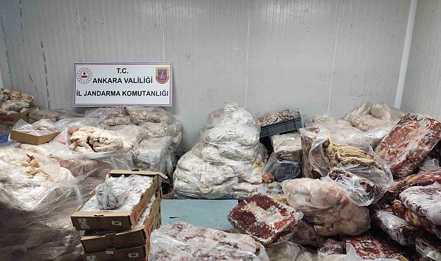 Ankara'da 17 ton sağlıksız et ve tavuk ürünü ele geçirildi
