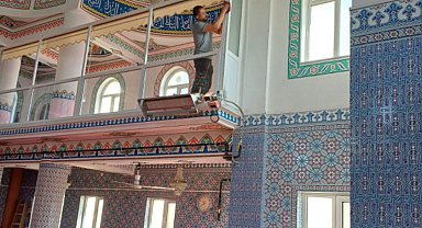 Ankara'da camiler ferah ve hijyenik ortam için tek tek temizleniyor