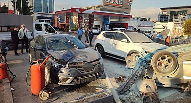 Ankara'da takla atan otomobil benzinliğe uçtu