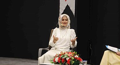 Anne tutumu, çocuğun geleceğini belirliyor