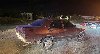 Antalya'da alkollü sürücü bariyerlere çarpıp kaçtı, 58 bin TL ceza yedi