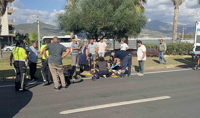 Antalya'da okul servisiyle çarpışan motosikletli ağır yaralandı