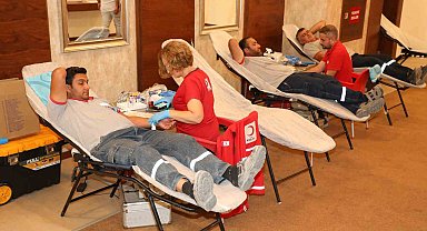 AOSB'de kan ve kök hücre bağışı kampanyasına yoğun ilgi