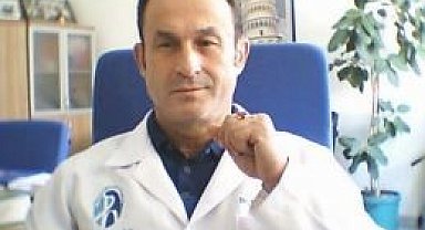 Araç kullanırken kalp krizi geçiren profesör hayatını kaybetti