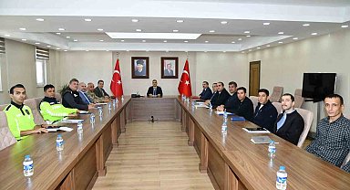 Ardahan'da Karayolları Trafik Güvenliği Toplantısı gerçekleştirildi
