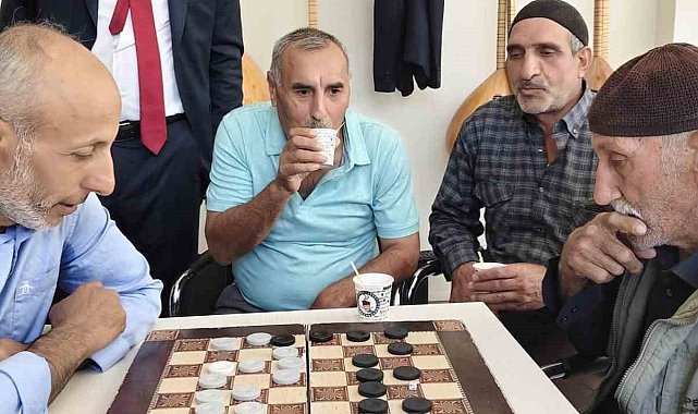 Arıcak'ta dama turnuvası başladı