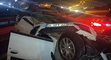 Arkadan çarptığı otomobil takla attı: 4 yaralı