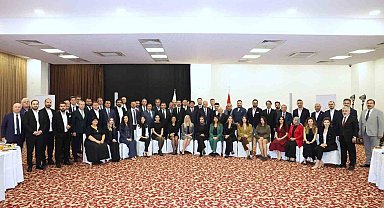 ATO Başkanı Baran, 'TOBB Türkiye 100' Listesi'ne giren Ankara firmalarıyla bir araya geldi