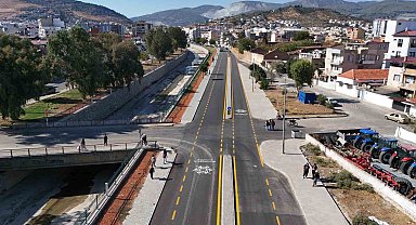 Aydın genelinde yol yapım yenileme çalışmaları sürüyor