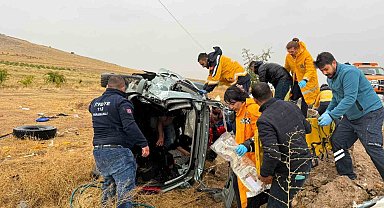 Aynı gün içinde yaşanan üç kaza nedeniyle çileden çıkan başkan, karayollarına tepki gösterdi