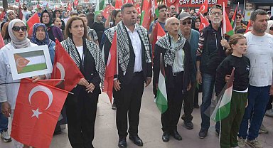 Ayvalık'ta Filistin'e destek yürüyüşü