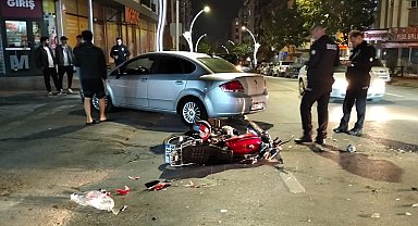 Bafra'da otomobil ile motosiklet çarpıştı: 1 yaralı