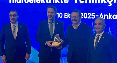 Bakan Bayraktar: "Nükleer enerjiden Türkiye'nin istifade etmesi lazım"