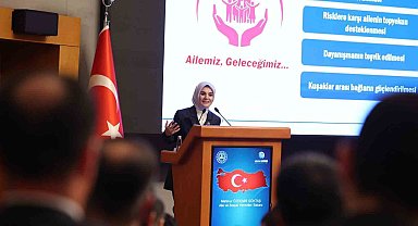 Bakan Göktaş: "Kaymakamlarımız, sosyal hizmetlerimizin her kesime hızlı ve doğru şekilde ulaştırılmasında köprü görevi görüyor"