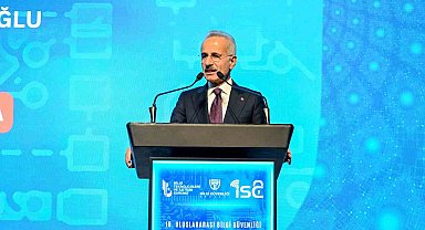 Bakan Uraloğlu: "5G teknolojisi, yüksek hızı, düşük gecikme süresi ve geniş bağlantı kapasitesiyle dijital ekosistemimizi yeniden şekillendirerek her alanda yenilikçi çözümler sunacak"