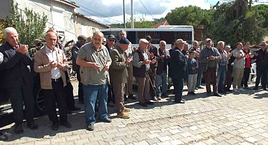 Balıkesir'de zeytin üreticileri yağmur duasına çıktı