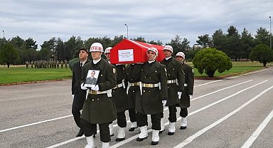 Balıkesir'deki silahlı saldırıda yaşamını yitiren uzman çavuş için askeri tören düzenlendi