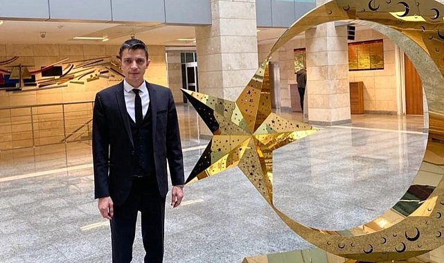 Balkonda düşen genç avukat kurtarılmadı