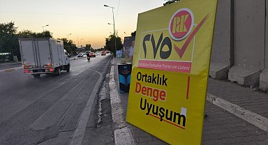 Barzani'nin partisi seçim kampanyasında ilk kez Türkçe afiş kullandı