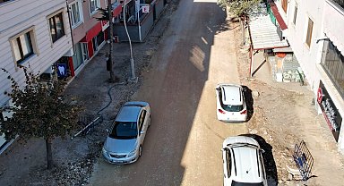 Başiskele Cumhuriyet Caddesi'nde üstyapı atağı