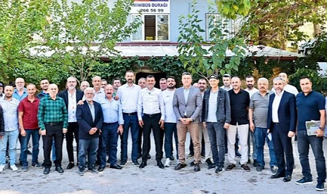 Başkan Çavuşoğlu minibüs şoförleriyle buluştu