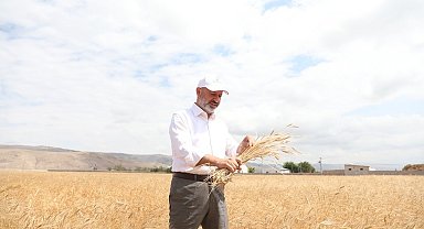 Başkan Çolakbayrakdar: "Yerelden Türkiye'ye model olacak işler yapıyoruz"