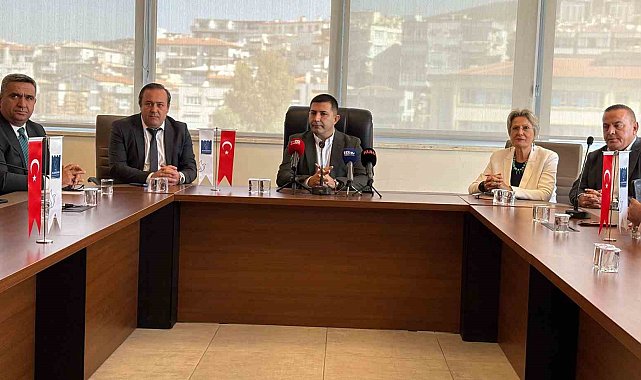 Başkan Günel: "Kuşadası Belediyesi'nin hizmet etmesini kimse engelleyemez"
