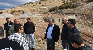 Başkan Hamamcı Oklubalı'nda yapılan çalışmaları yerinde inceledi