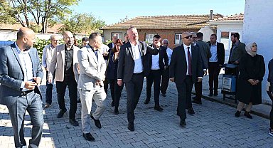 Başkan Karabatı: "Masa başı belediyeciliği yapmıyoruz, her gün sahadayız"