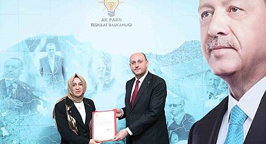 Başkan Özdoğan; Kayseri'nin ilk kadın ilçe başkanını tebrik etti
