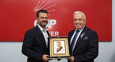 Başkan Şadi Özdemir'den CHP Nilüfer İlçe Yönetimine hayırlı olsun ziyareti
