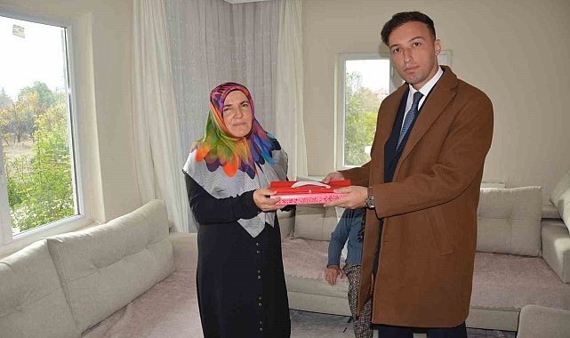 Başsavcı Ozan Kapıcı'dan şehit ailesini ziyaret